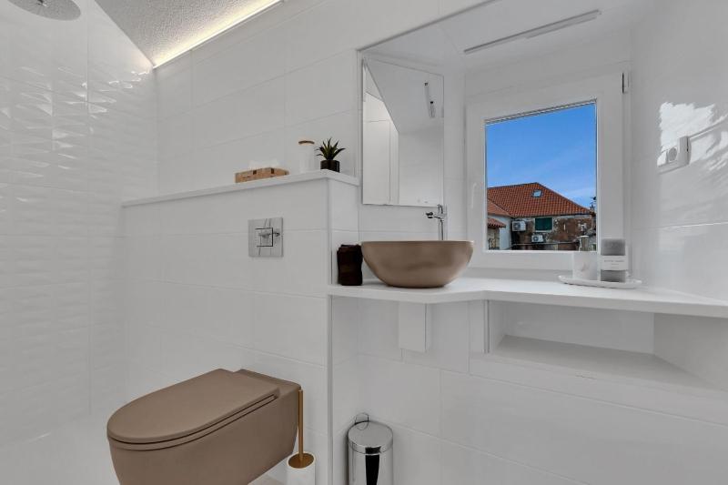 Apartments by the sea Makarska - 21443 - image 10