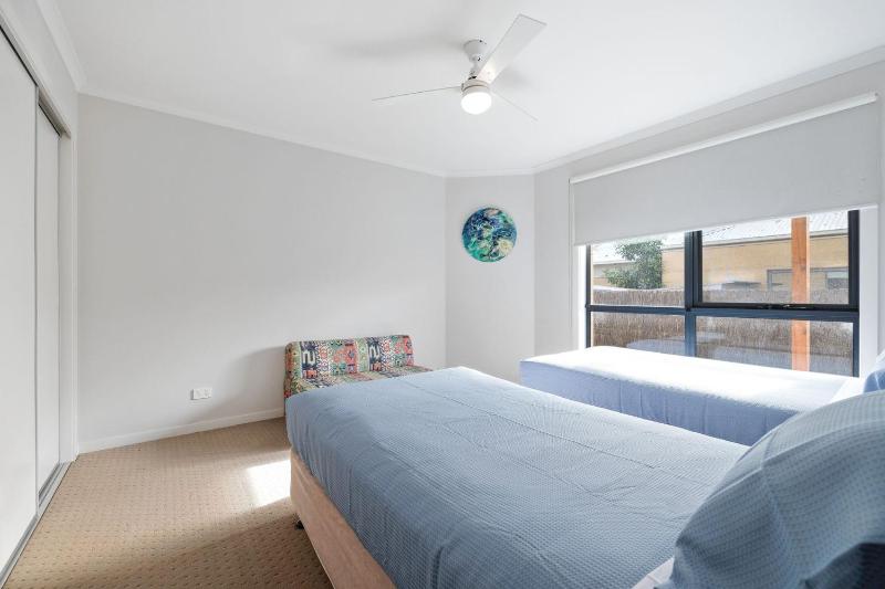 Penguin Place - image 4