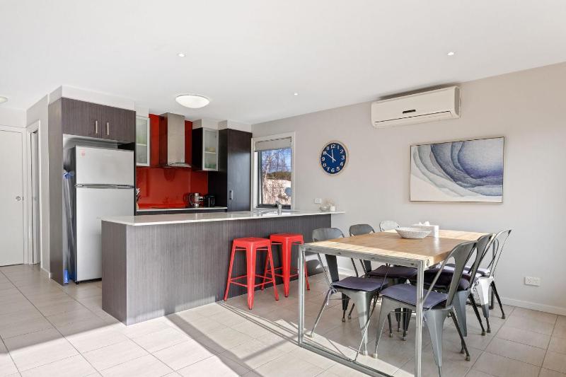 Penguin Place - image 7