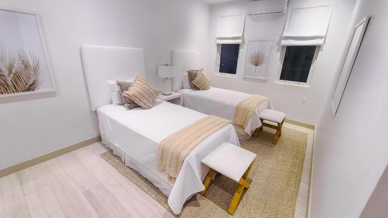Unforgettable 3BR Luxury Villa at Porter's Place - image 14