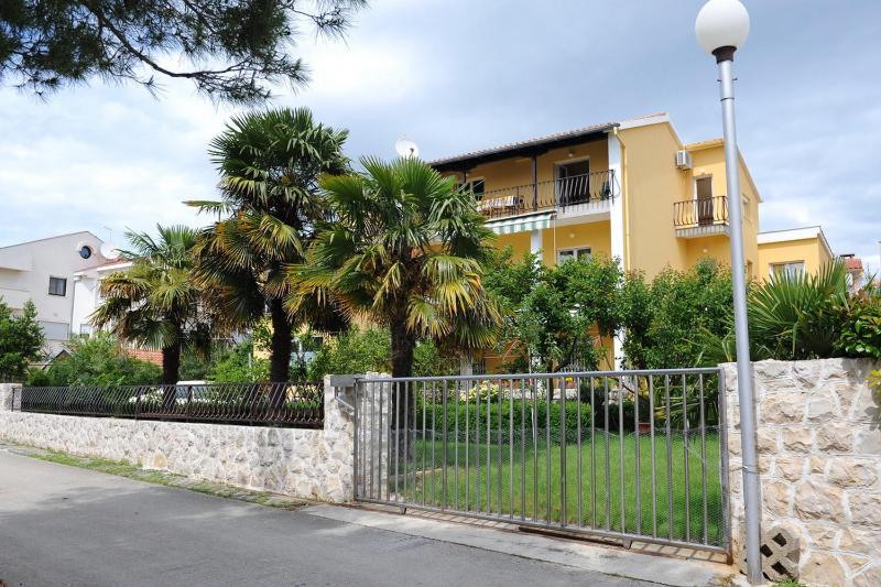 Guest house Minak - image 31