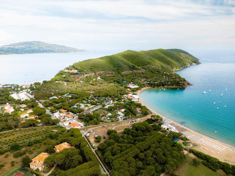 Glamping at Elba - image 14