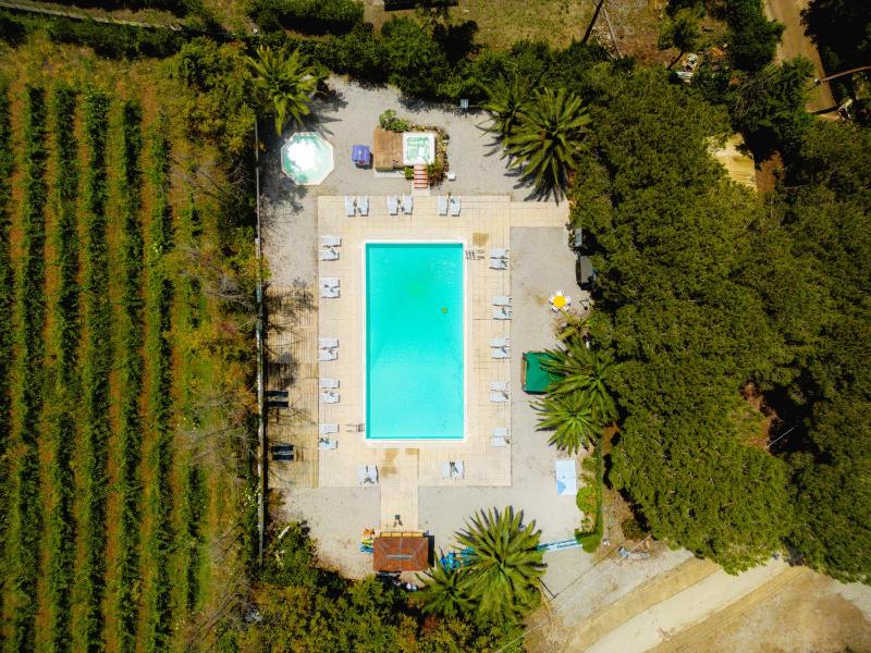 Glamping at Elba - image 17