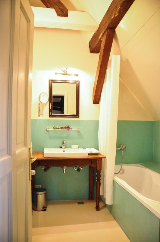 Large Double Room image 2