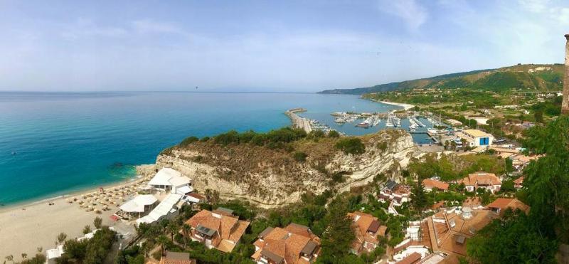 The Queen Tropea - image 7