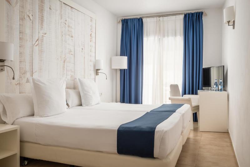 Double or Twin Room image 1