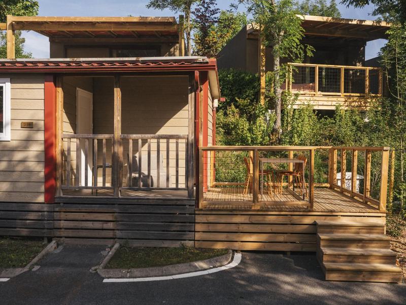 Mobile Home Premium with Terrace image 1