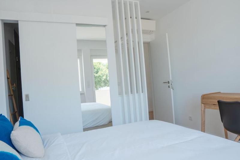 NEW Estrela da Praceta Apt w/ 3 Suites & Oceanview - image 38