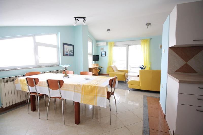 Guest house Minak - image 21