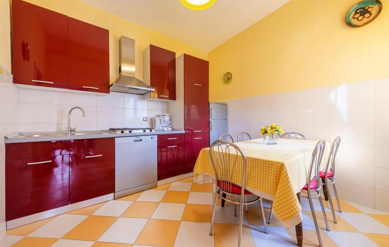 Guest house Minak - image 41