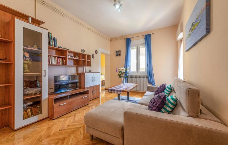 Guest house Minak - image 38