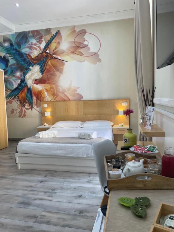 Junior Suite with Balcony image 4