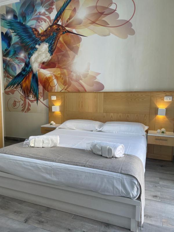 Junior Suite with Balcony image 2