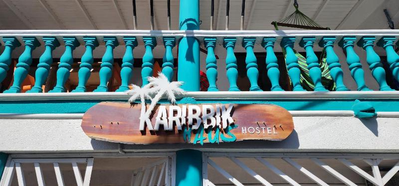 Karibbik Haus Hostel - image 17