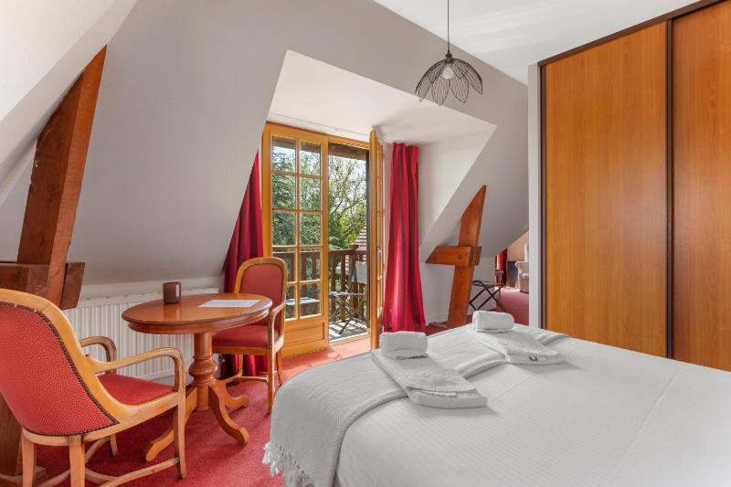 Triple Room image 1