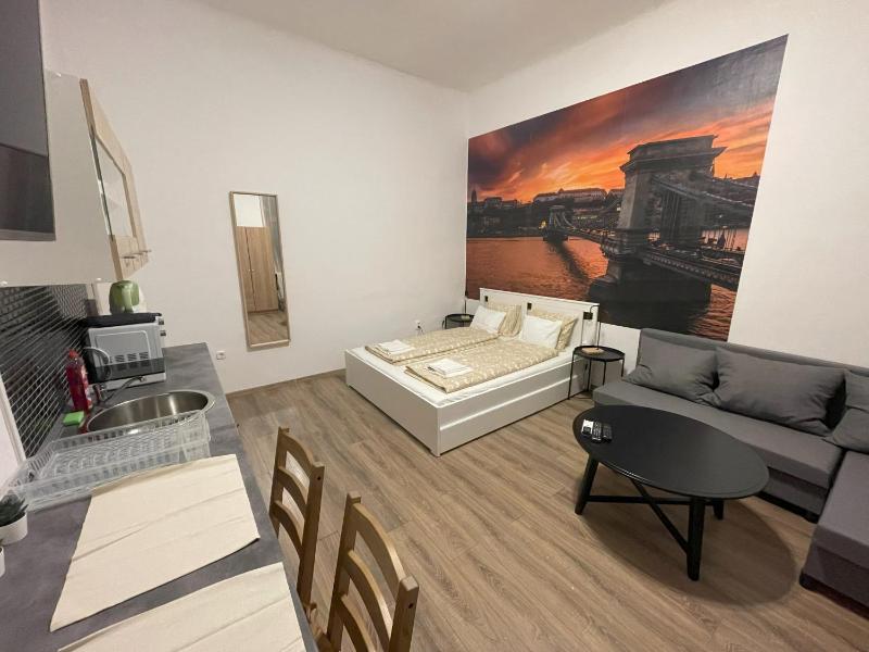 One-Bedroom Apartment image 1