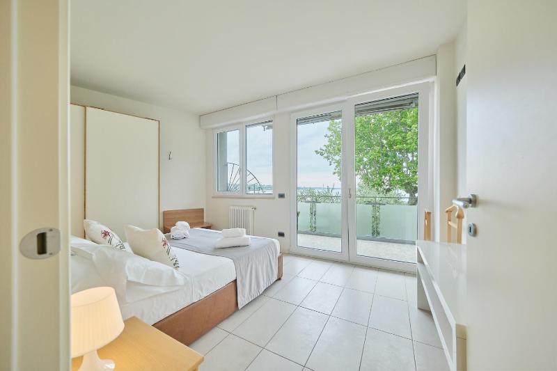 Front Lake Apartment Bardolino - image 15