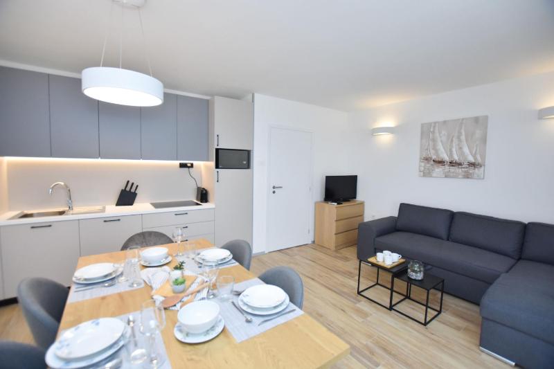 One-Bedroom Apartment image 1
