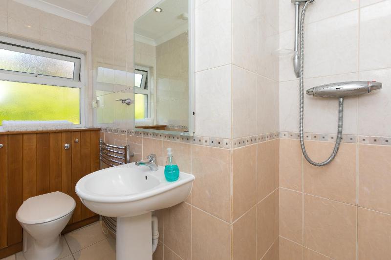 Broadlands - image 22