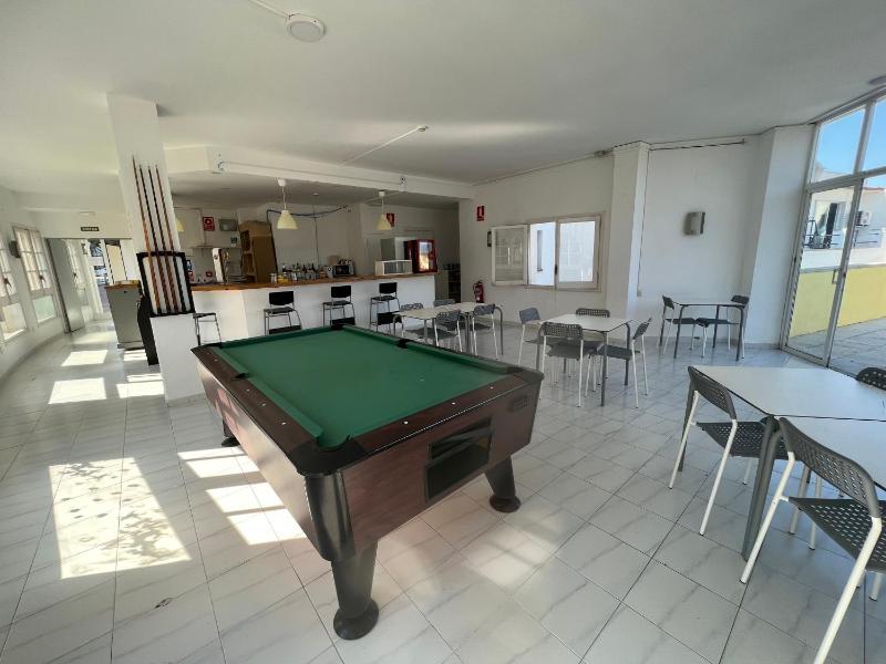 Apartaments Monjardí - image 14