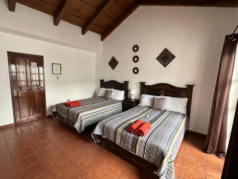 Casa Los Habitantes Antigua Guatemala - image 3