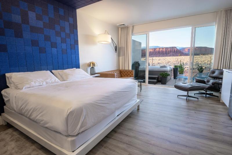 Superior King Room image 1