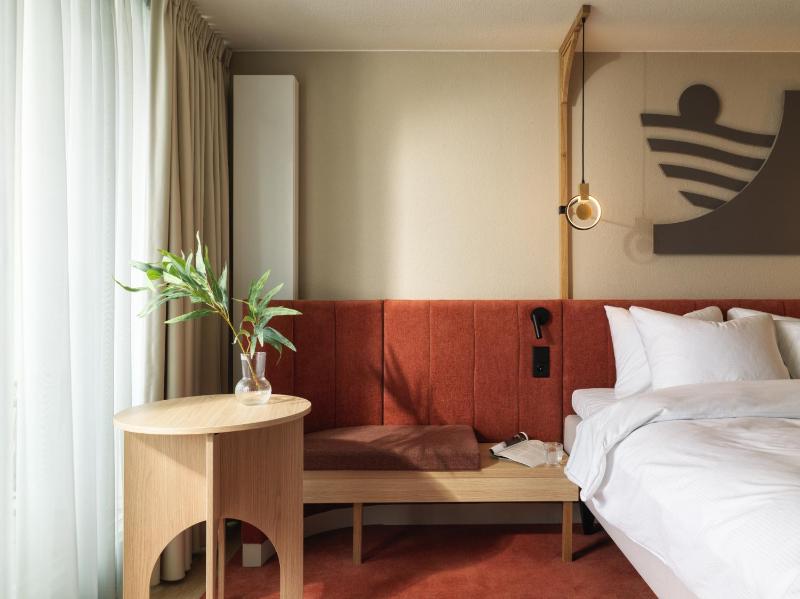 King Room with Balcony image 4