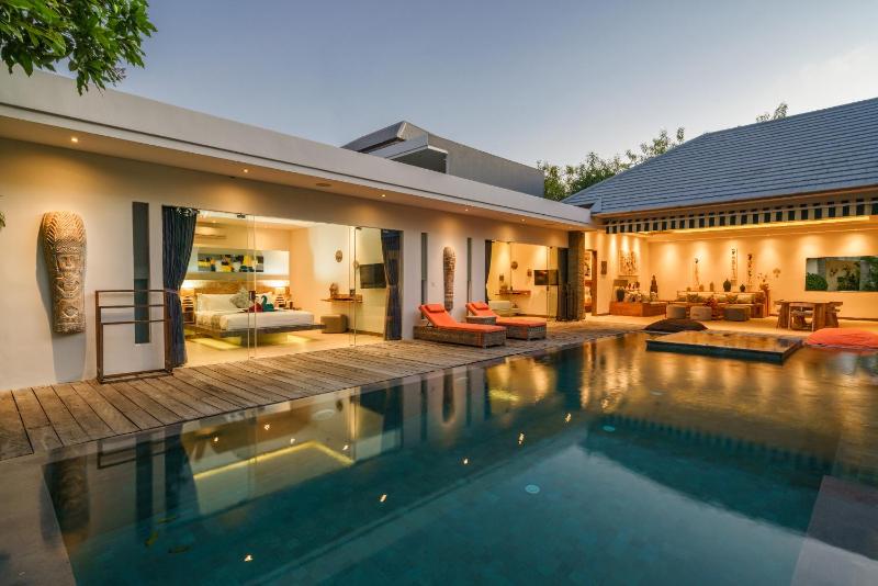 Villa Harlow: Stylish 3BR Villa - Centrally Located in Berawa - image 35
