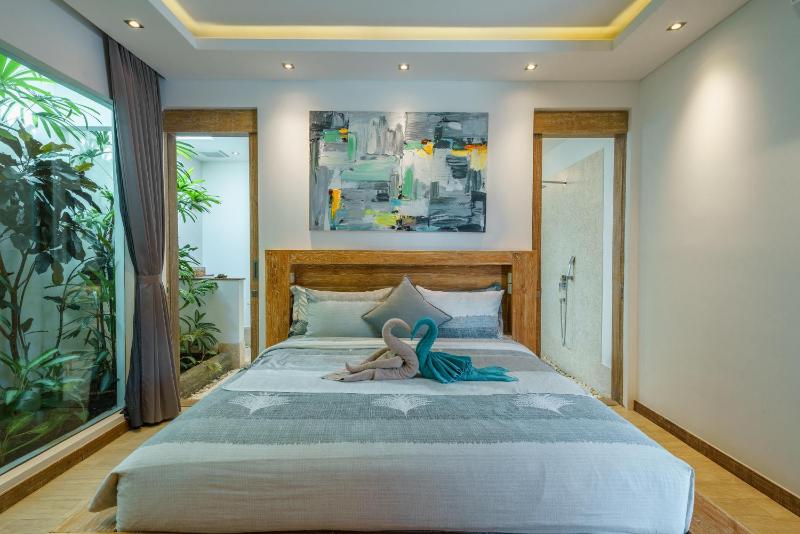 Villa Harlow: Stylish 3BR Villa - Centrally Located in Berawa - image 43