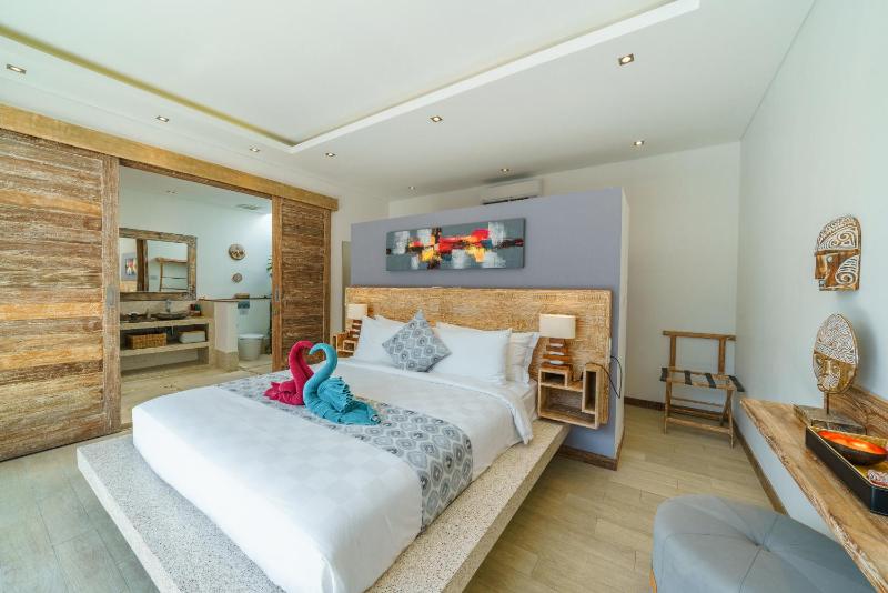 Villa Harlow: Stylish 3BR Villa - Centrally Located in Berawa - image 49