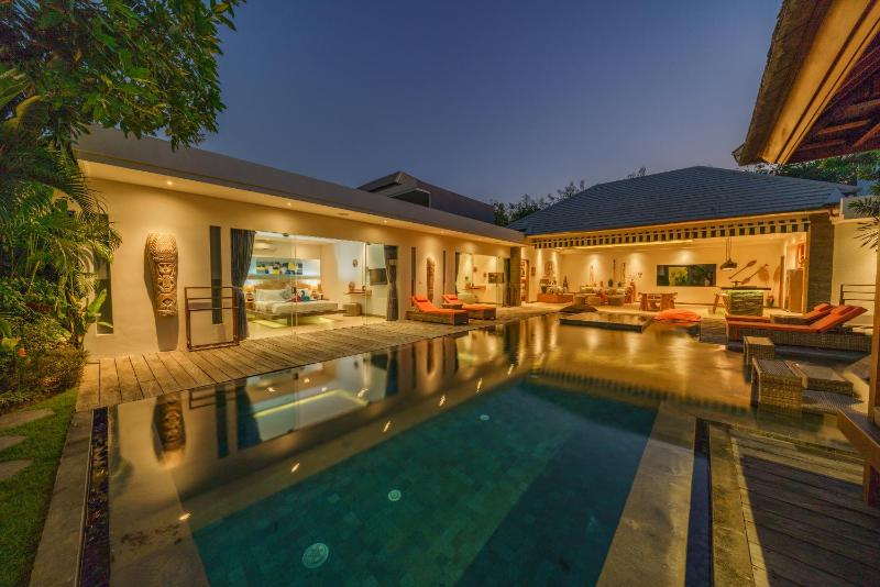 Villa Harlow: Stylish 3BR Villa - Centrally Located in Berawa - image 36