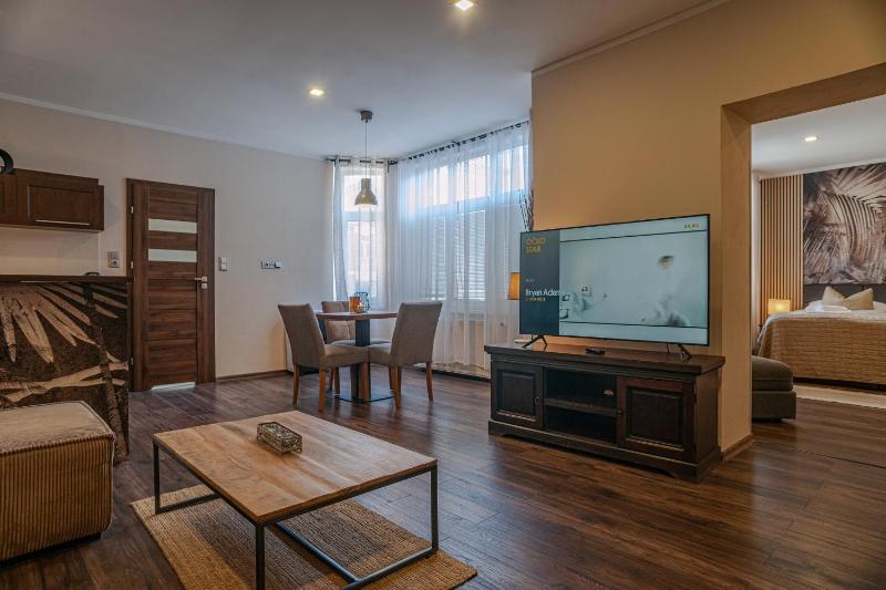 Apartment image 4