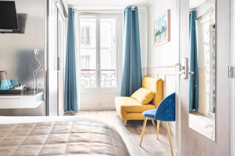 Standard Double Room image 4