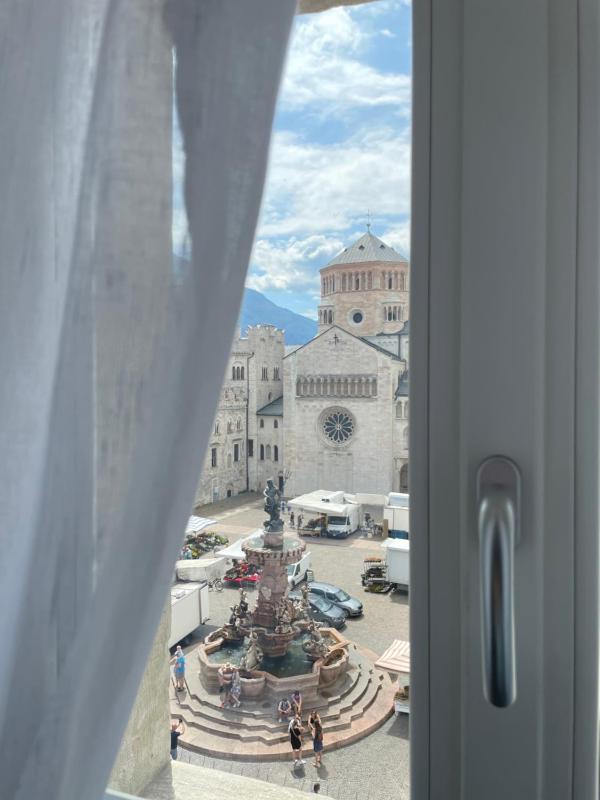 Double Room with Mountain View image 3