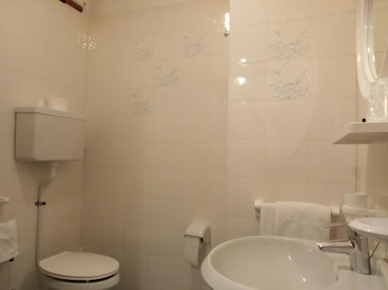 Hotel Adele - image 7