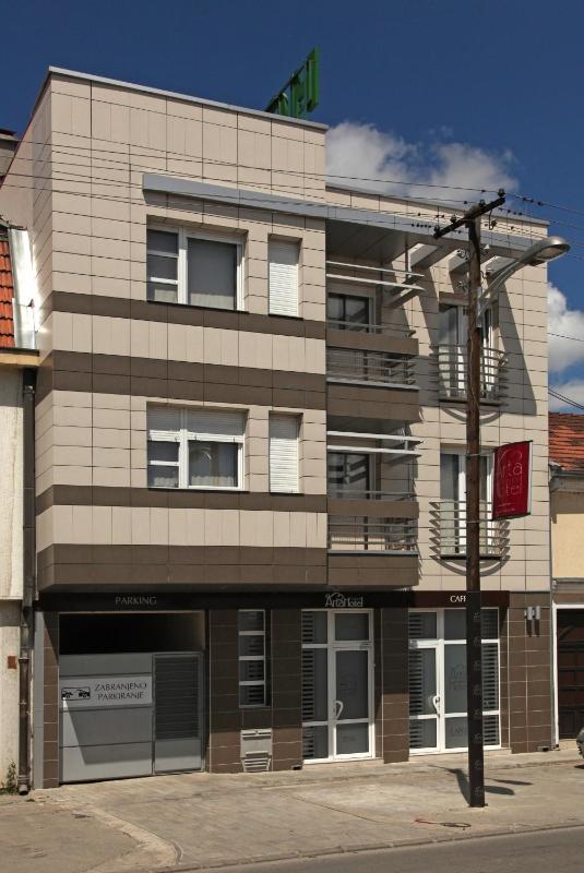 Garni Boutique Hotel Arta - image 6
