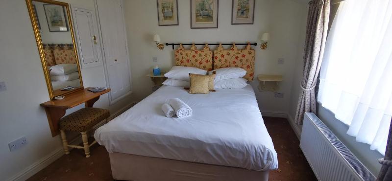 Two-Bedroom House image 1