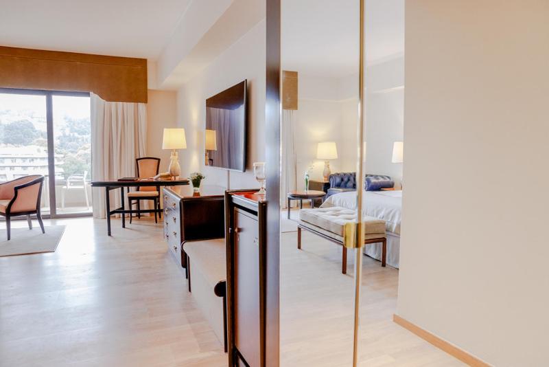 Executive VIP Room with Sea View (1 - 3 Adults) image 4