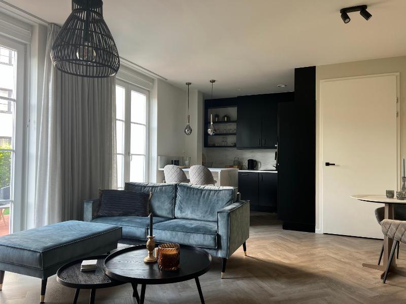One-Bedroom Apartment image 1
