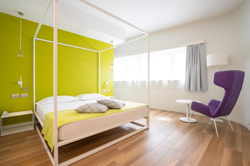 Junior Suite image 1