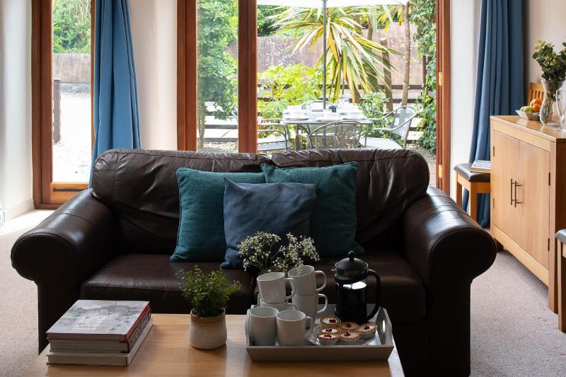 Three-Bedroom House image 2