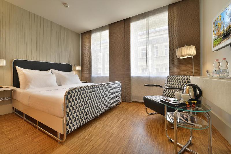 Superior Double or Twin Room image 1
