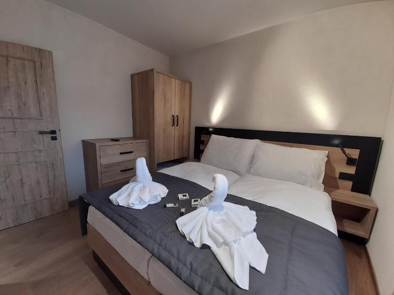 Apartment with Terrace image 3