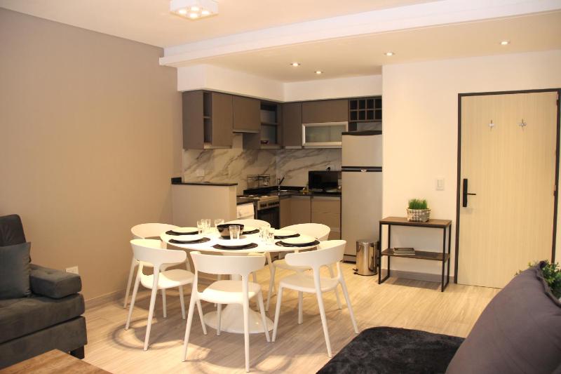 In House BA - Le coq - image 16