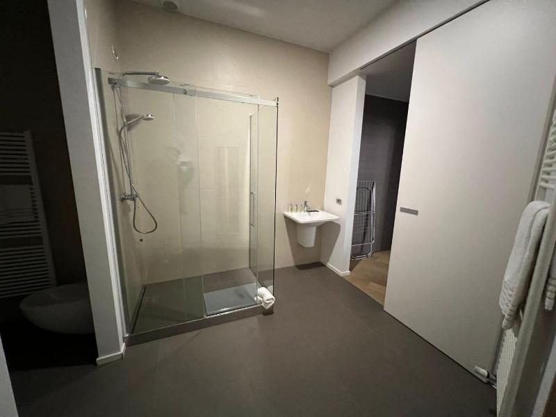 Deluxe Apartment image 2