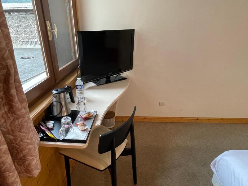 Double Room image 4