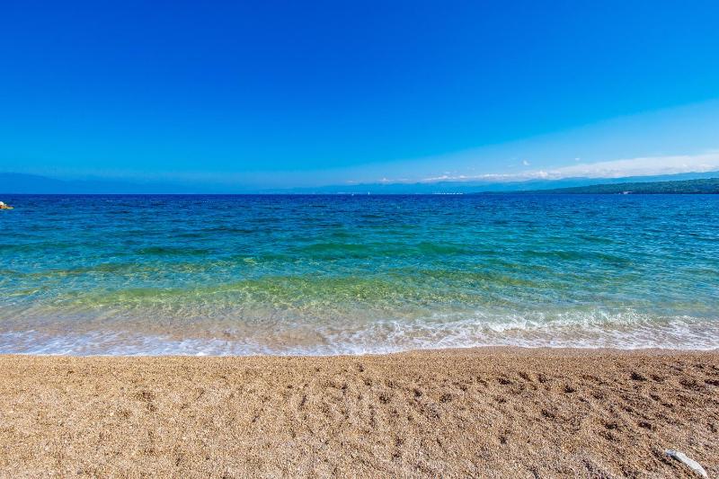 Blue Waves Resort - image 5