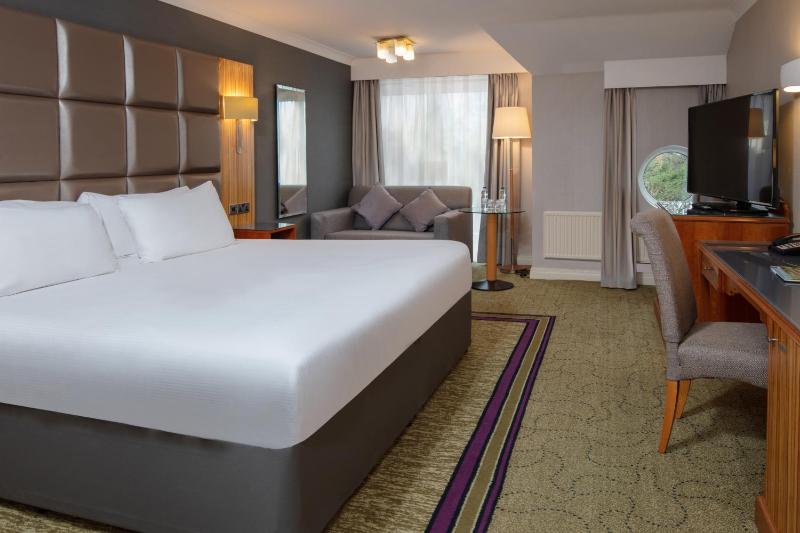 Superior King Room image 1