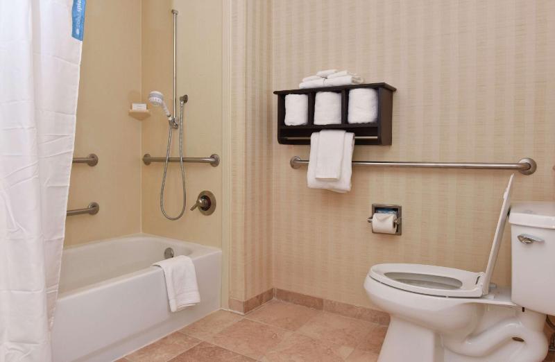 King Room - Mobility Access/Non-Smoking image 3