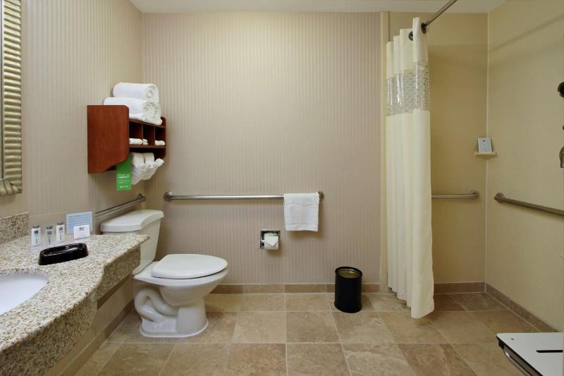 Hampton Inn Austin-South/Airport Area - image 12